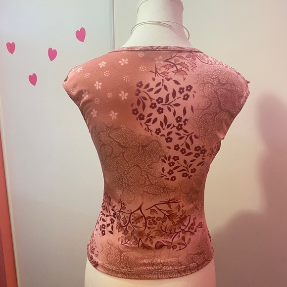 Y2K Pink Peach Floral Ruched V Neck Flutter Split Sleeve Shirt - Picture 3 of 5